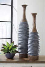 Load image into Gallery viewer, Blayze Vase Set
